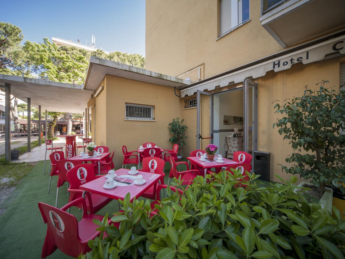 Hotel Colombo Riccione Exterior photo